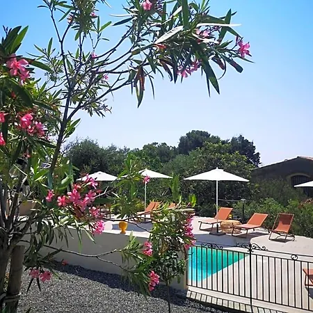 Peiranze144 Bed & Breakfast 3*